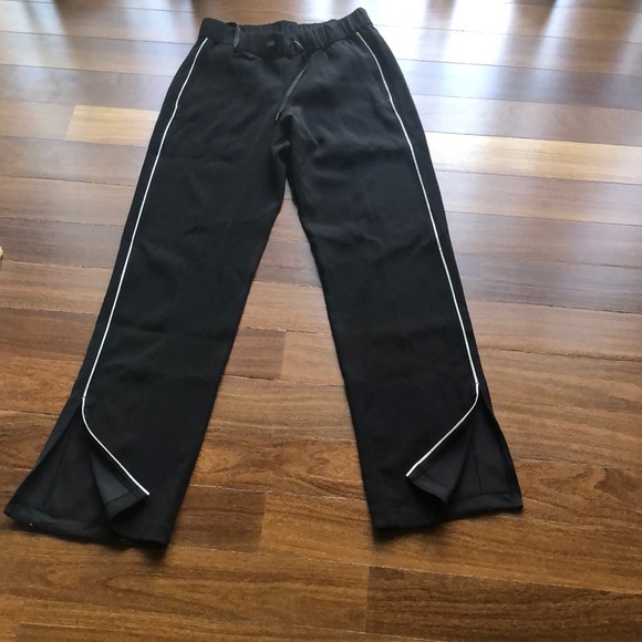 Lululemon pants - Picture 3 of 4